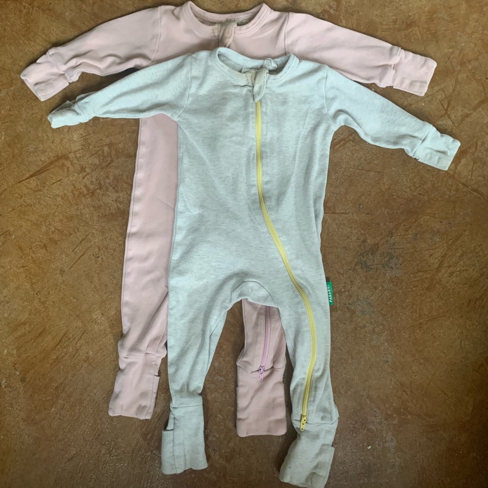 Set of 2 organic Essential Basic '2-Way' Zipper Romper - size 6-12M